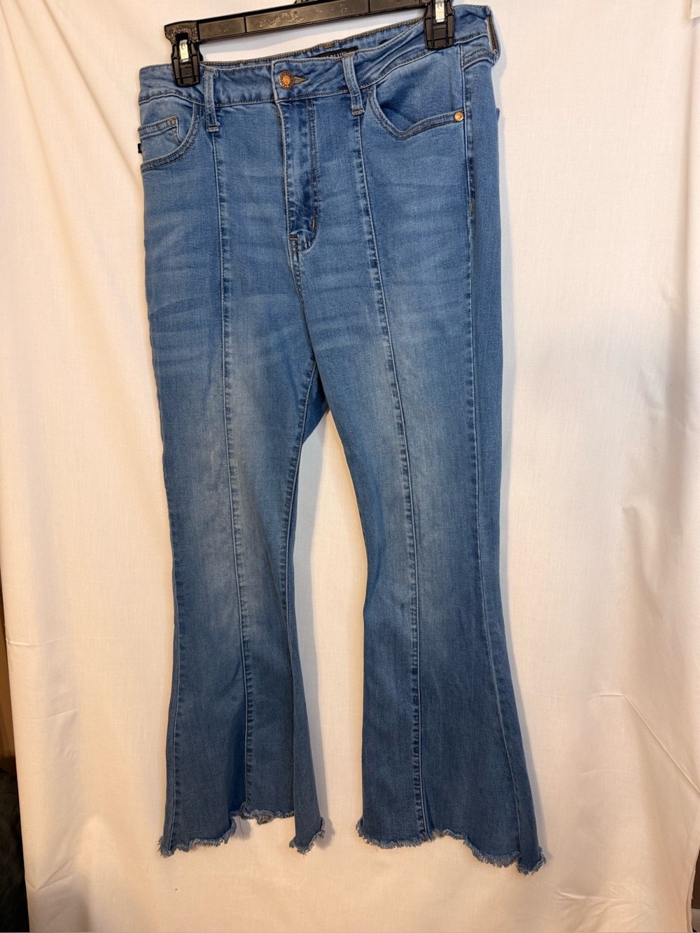 Judy Blue Women’s Mid Wash Blue Flared Jeans